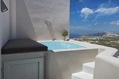 Image de Superbe Newbuilt Villa avec une incroyable vue sur l'île tout avec jacuzzi!