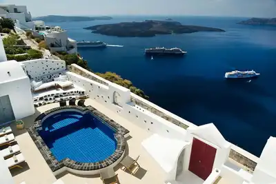 Image de Un Beautifull privée villa sur la falaise de la Caldera Dans Firostefani, Santorin
