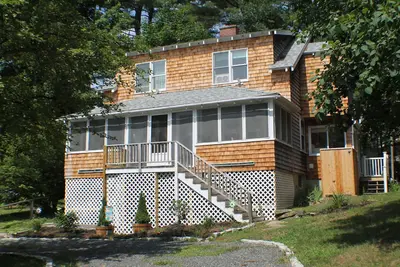 Image de Charme Beach House à quelques pas de Perkins Cove