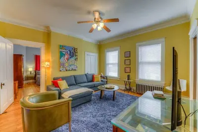 Image de Récemment rénové, à quelques pas du quartier des théâtres de Square, dans le centre-ville de Memphis!