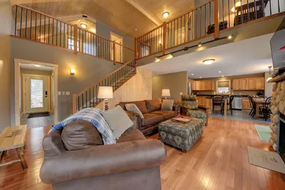 Image de Nouvelle maison de campagne exceptionnellement révisée avec 3 lits, 3 salles de bain, 10 couchages