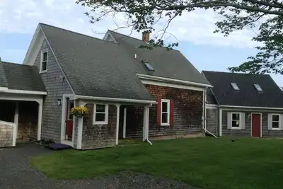 Image de Owls Head Village Home, vue sur l'eau, le vrai Maine