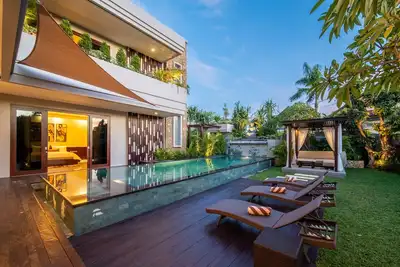 Image de Villa avec piscine privée à Jimbaran, à 5 minutes des plages célèbres
