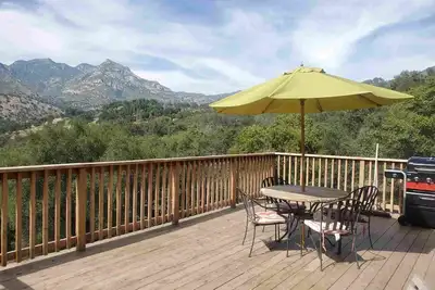 Image de Luxe vue sur la montagne propriété - toute nouvelle terrasse extérieure avec vue imprenable.