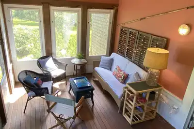 Image de Breezy Chappy house - Marche vers la plage, la ferme locale et le centre communautaire