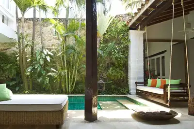 Image de Belle Maison Coloniale De Luxe Avec Service Complet!