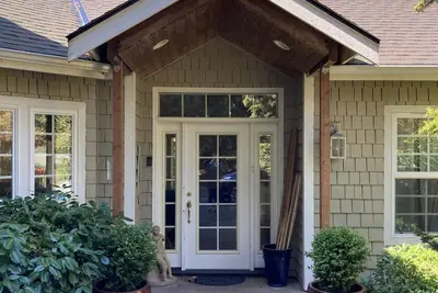 Image de Belle maison avec vue sur le lac. Cuisine gastronomique, confortable à l'intérieur comme à l'extérieur