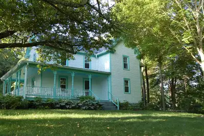 Image de Charme, tour isolée de la maison de siècle idéal pour une retraite de détente en famille
