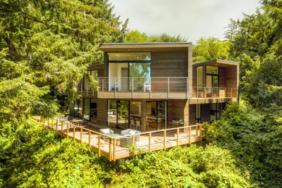 Image de Maison neuve contemporaine avec vue sur l'océan