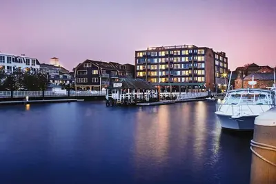 Image de Charmante suite 1 chambre sur le port de Newport, Ri