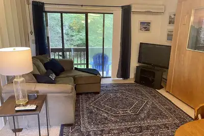 Image de Condo Beech Mountain pour 5 personnes; Promenade au ski Beech