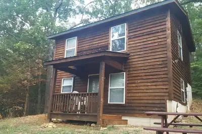 Image de Cottage «rustique» entièrement moderne.