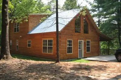 Image de Belle vraie cabane en rondins - bain à remous, table de billard, vue magnifique, Internet Wi-Fi