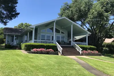 Image de Détente au bord du lac et plaisir en eau libre - Idéal pour les familles - Avis 5 étoiles