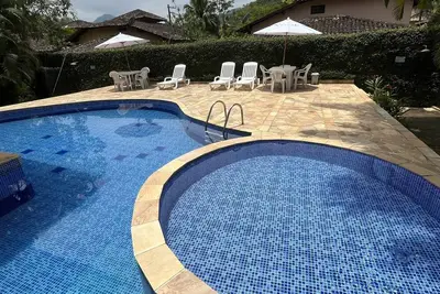 Image de Belle maison familiale confortable dans une communauté fermée avec 3 chambres (1 en suite)