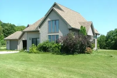 Image de Une maison de campagne privée et paisible près du lac Elkhart