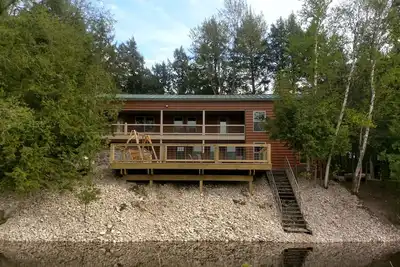 Image de The Cabin @ Hemlock Hills On Mill Pond ~ Détendez-vous ~ Location de maison de luxe toute l'année