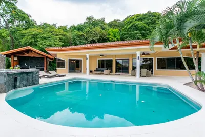 Image de Casa Manana - images actualisées des rénovations à terminer en septembre