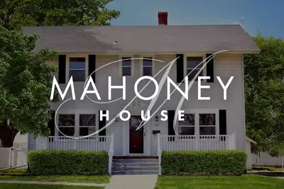 Image de L'historique Mahoney House à Russell est idéal pour les familles et les grands groupes