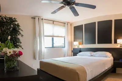 Image de Classé 5 étoiles - Appartements de séjour prolongé préférés de Cincinnati!