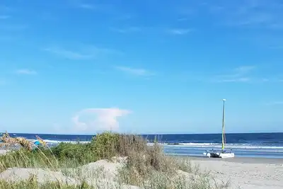 Image de Oceanfront avec vue sur l'île