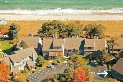 Image de Endormez-vous au son des vagues se brisant sur la plage!