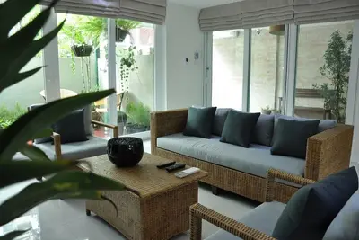 Image de 4br, maison confortable et à la mode