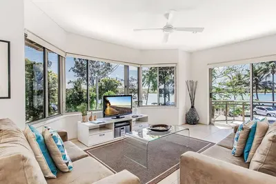 Image de Excellent rapport qualité prix, appartement au bord de la rivière face au nord
