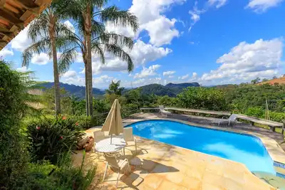 Image de Villa confortable dans une communauté fermée avec une vue imprenable!