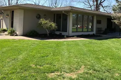 Image de Rêve Vintage - Luxe Mid-Century Modern