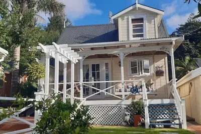Image de Cottage avec vue sur le port