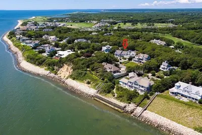Image de Luxueuse et spacieuse maison de 6 chambres / 5 salles de bain avec vue sur l'océan, New Seabury, Cape Cod