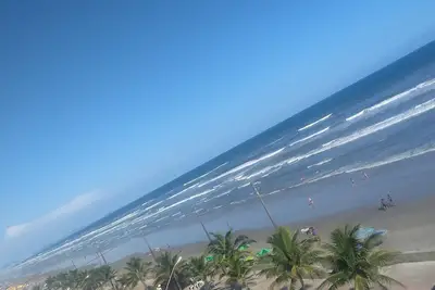 Image de 2 chambres avec suite! ! ! Fit avec vue complète sur la plage! ! !