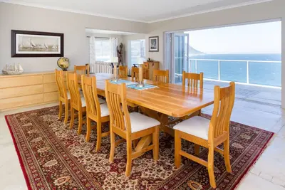 Image de Cap-x-ta-mer avec une image parfaite vue panoramique sur False Bay