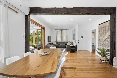 Image de Alfred s on Hitchcock Grande maison au coeur de la ville Très bien situé