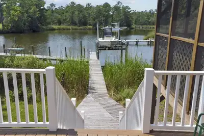 Image de Profitez de la vue magnifique sur le ruisseau au Tranquil Waters Cottage