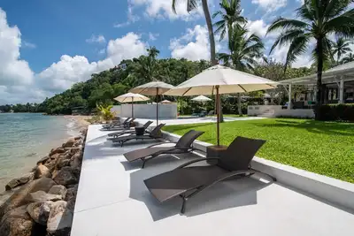 Image de 5 chambres de luxe en bord Villa
