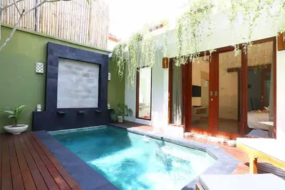 Image de Villa privée au centre de Seminyak