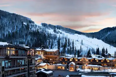 Image de Luxe 2 chambres Penthouse à quelques pas de Vail Mountain