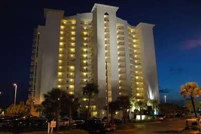 Image de Location, Location! Luxe 3 Bdrm / 2 Bth Condo avec grand Océan, et vue sur le port