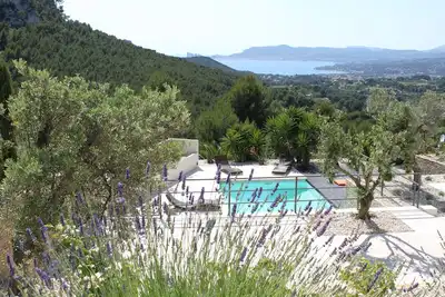 Image de Luxueuse villa climatisée - splendide vue panoramique dans un écrin de verdure