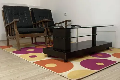 Image de Appartement entièrement privé et spacieux dans le centre plus large de Skopje