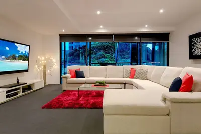 3 chambres 3 salles de bain sur le niveau 2 en cercle sur Cavill