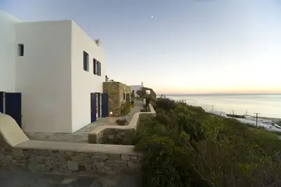 Image de Superbe villa de 3 chambres Ă cinq minutes Ă pied de la plage d'Elia