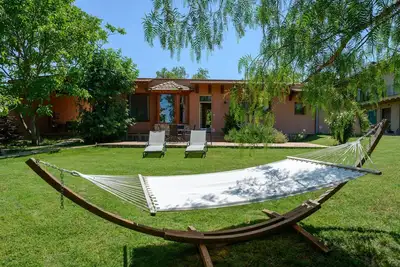Image de Charmant eco-gîte, cosy, calme, à la campagne pr Costa Brava. Piscine, Vue