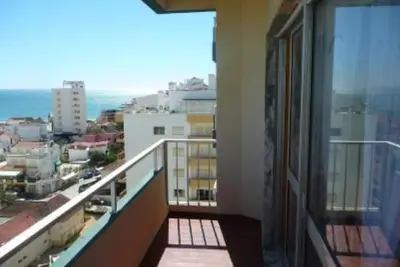 Image de appartement en bord de mer au 13 ème étage.