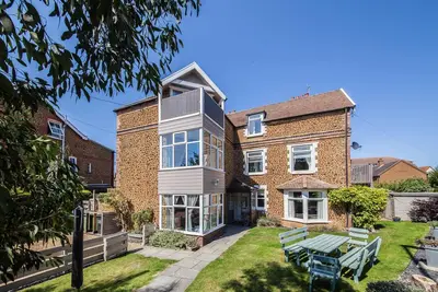 Image de Grande maison pour les familles et les chiens, maison de 3 étages à Hunstanton, près de la plage