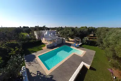 Image de Trullo del Salento avec piscine - Wi Fi - Offre SPÉCIALE Septembre-Octobre 2019! !
