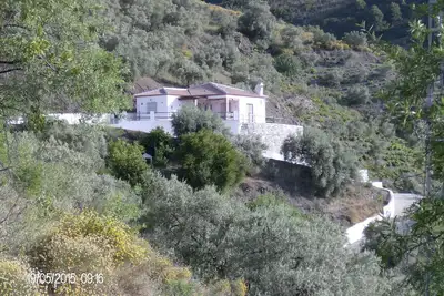 New Country House with Pool, Tranquil Setting with Fantastic Views