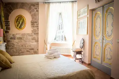 Image de Appartement au coeur d'Assise avec vue sur la cathédrale